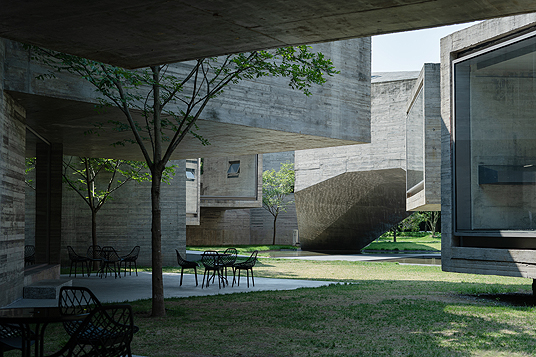 StandardarchitectureHangzhouCAAXiaofengArtMuseum2510039_sn37932.jpg